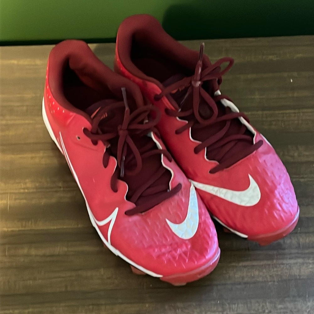 Nike cleats- softball